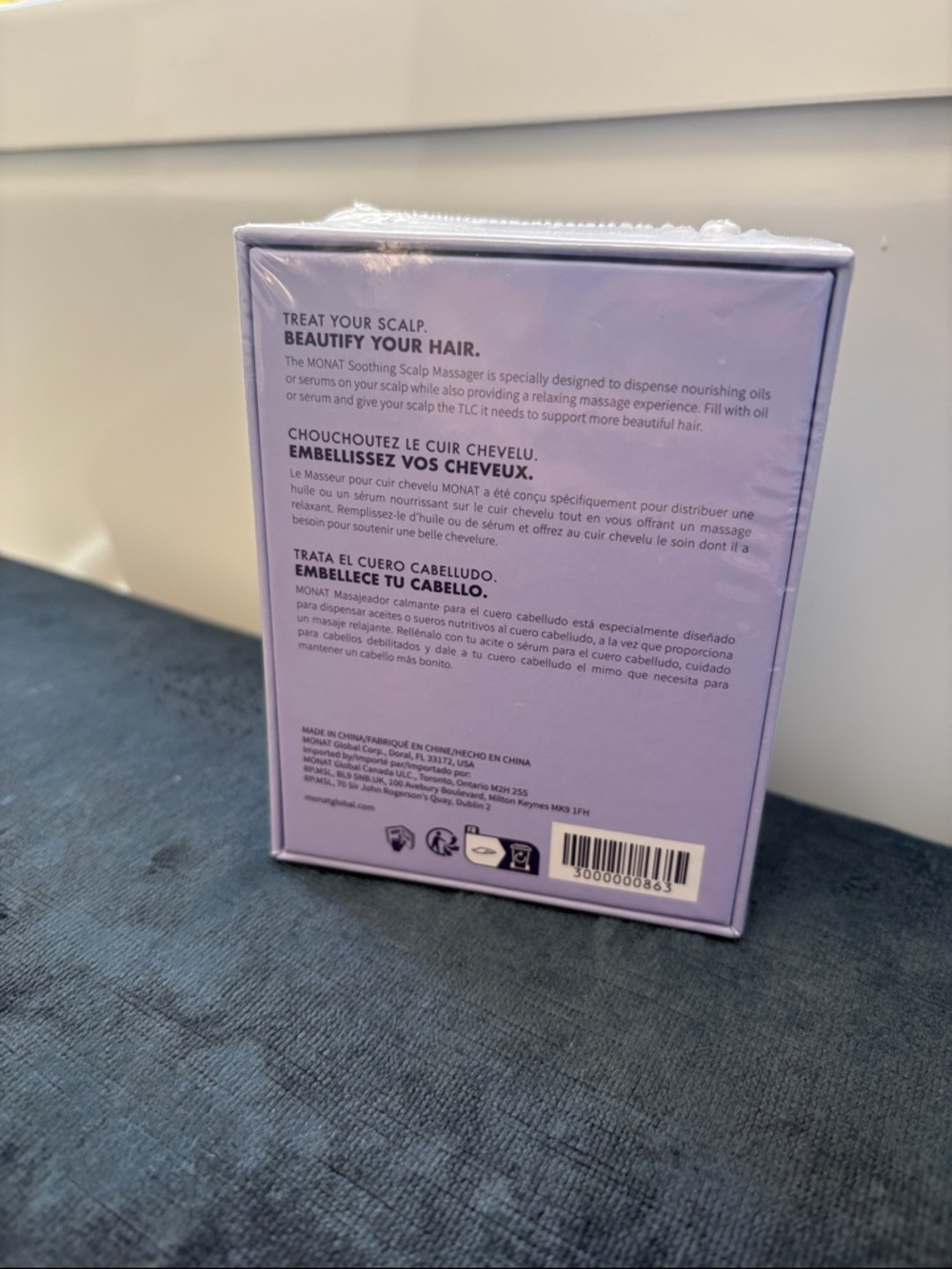 MONAT Soothing Scalp Massager - Lavender Box - Picture 2 of 2